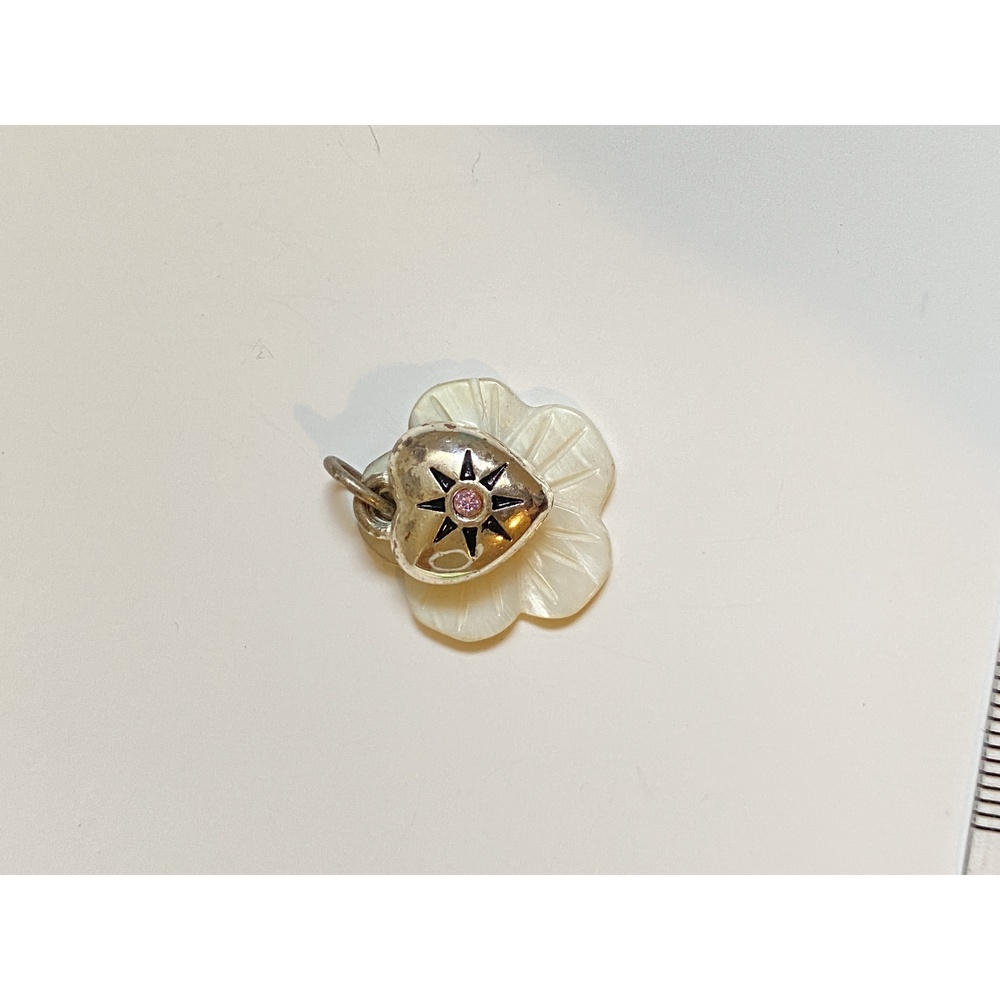 Vintage Mother of Pearl Flower Pendant With Heart Charm